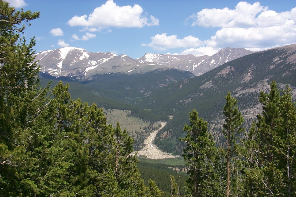 This shot is of the upper part of the same valley. The road has crossed the valley floor and we are climbing up the opposite (western) side.