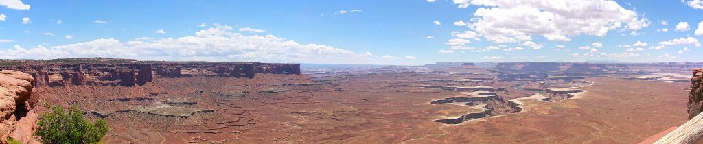 A view south and slightly east to into the Colorado basin.